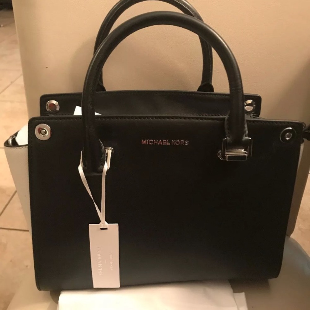Michael Kors Selma Handbag